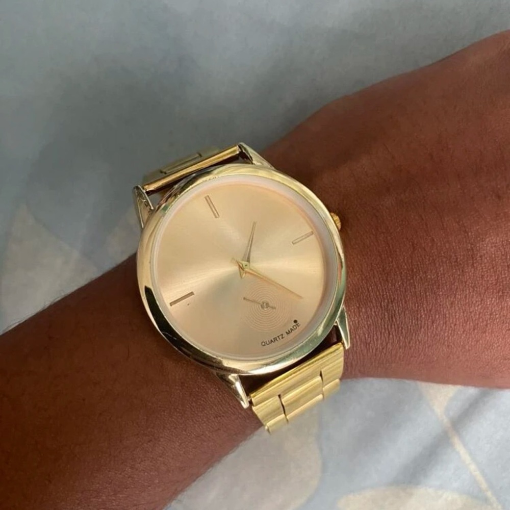 New Luxury Gold Unisex Minimalist Round Pointer Quartz Made Chain Link Watch - Picture 5 of 16